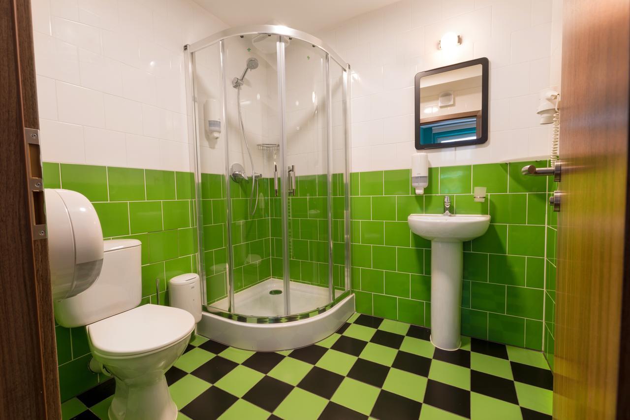 Safestay Bratislava Presidential Palace Екстер'єр фото